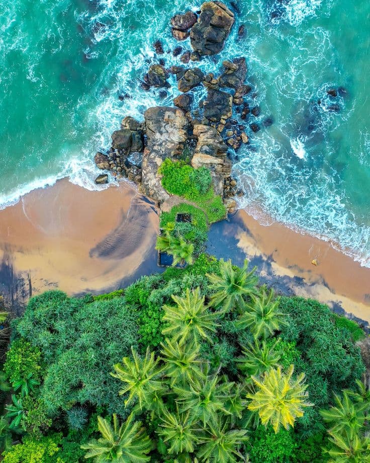 Hiriketiya, Sri Lanka — luxury destination